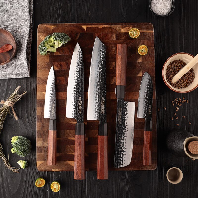 Featuring the Hageshi AUS10 Japanese 5-Piece Knife Set