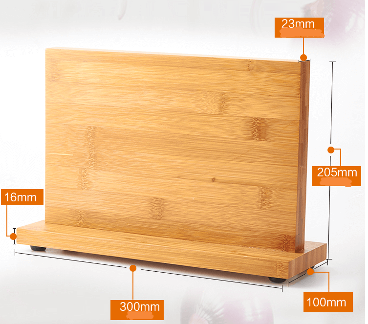 Showcasing the dimensions of a magnetic wooden knife block from Seido Knives. Perfect to organize your kitchen! 